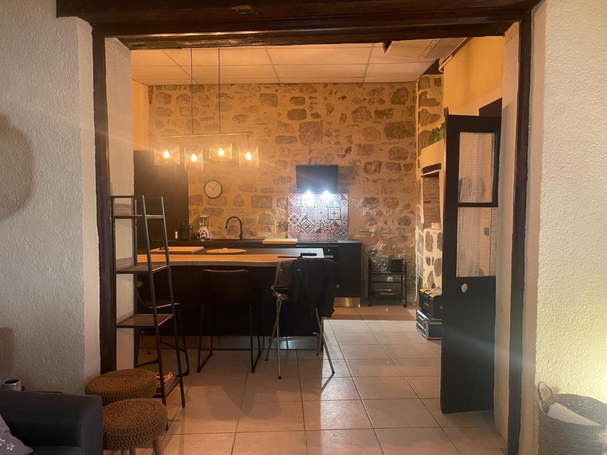 Poppy Appartement De Charme A 2 Min Centre-Ville Figeac Extérieur photo