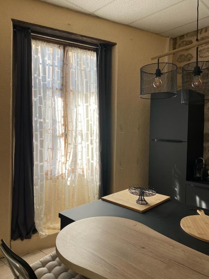 Poppy Appartement De Charme A 2 Min Centre-Ville Figeac Extérieur photo